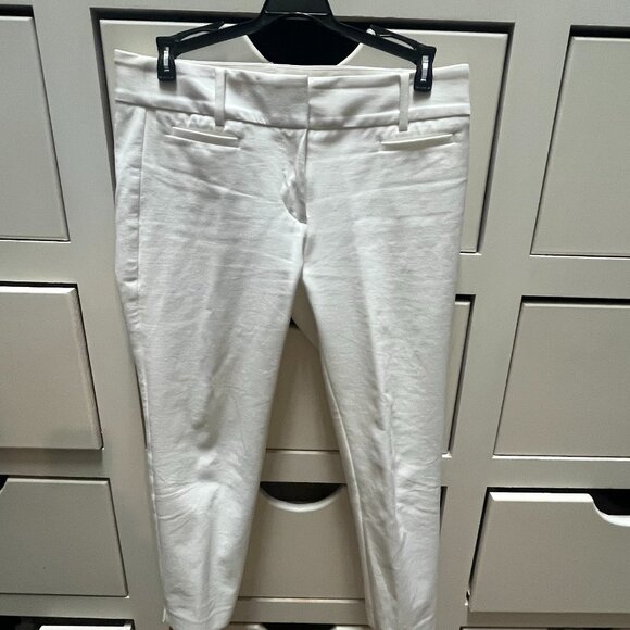 LOFT Pants - Loft Marisa capris size 2p Excellent condition